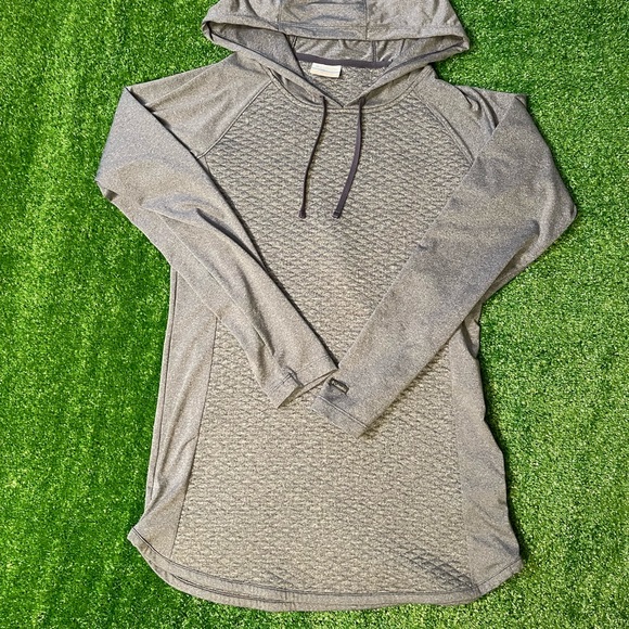 Gray Quilted Pullover Hoodie 